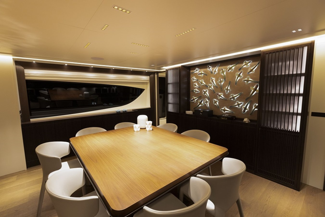 https://arconyachts.ams3.digitaloceanspaces.com/64699/conversions/large_4557001-optimize.jpg
