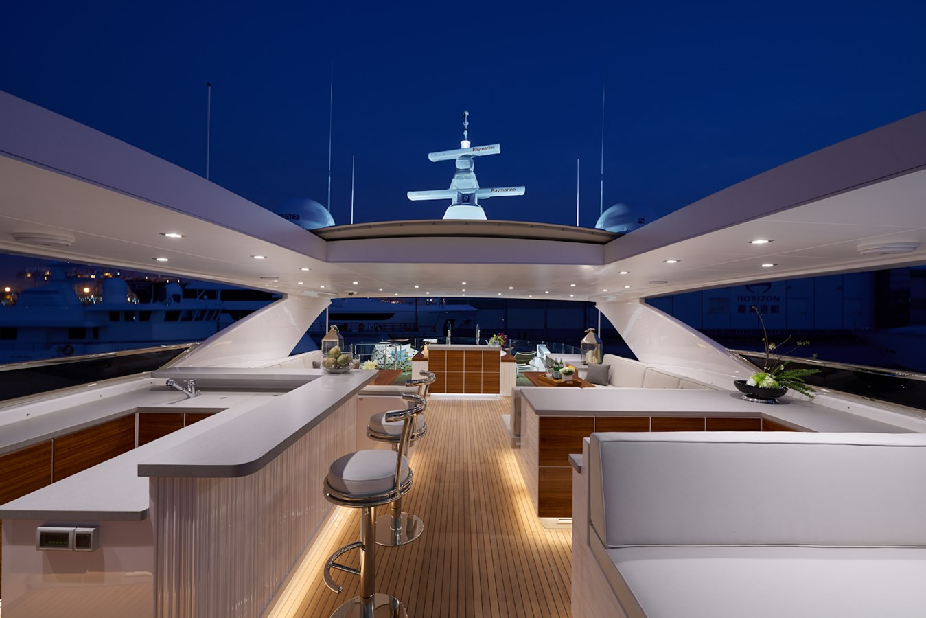 https://arconyachts.ams3.digitaloceanspaces.com/64843/conversions/large_3865917-optimize.jpg