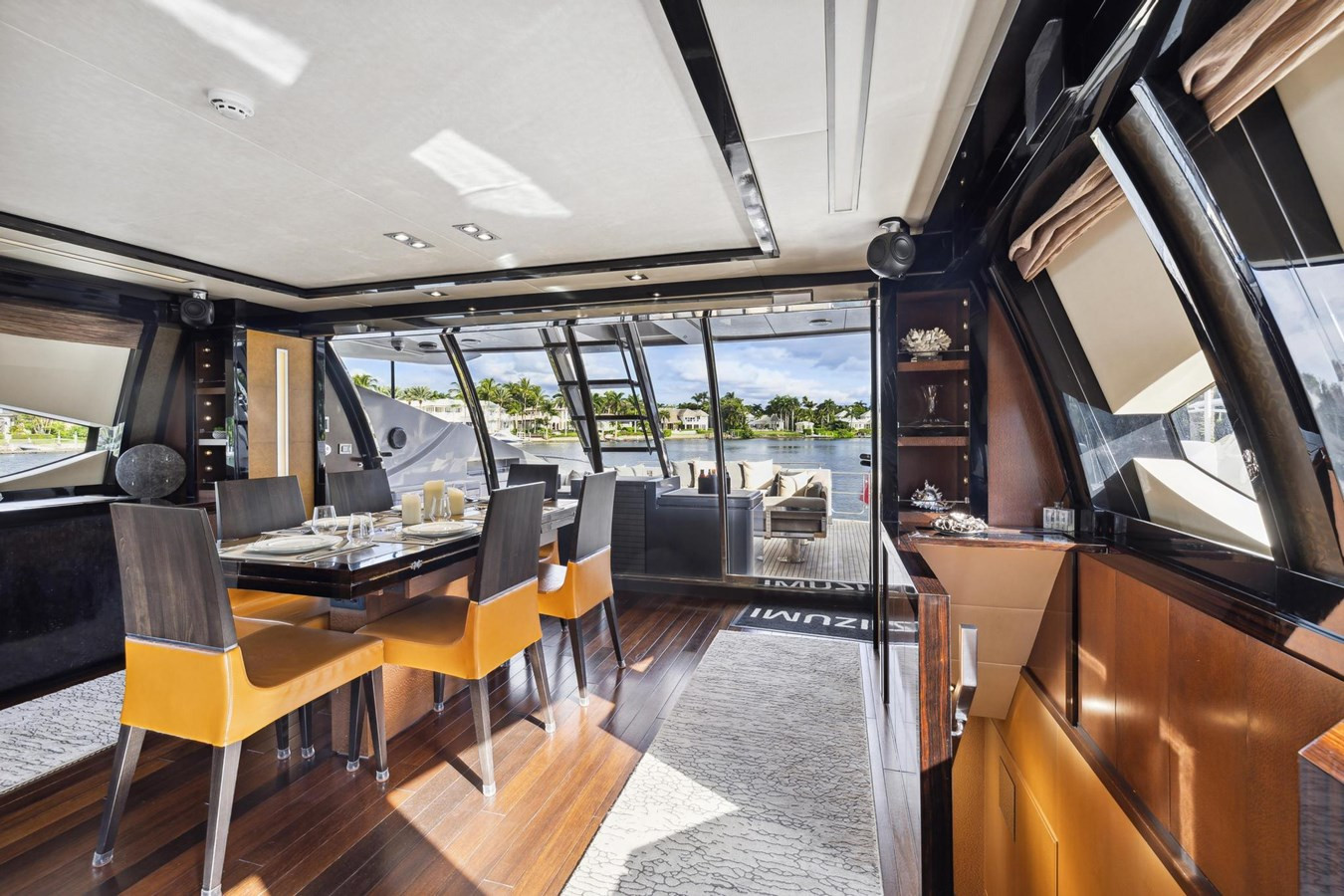 https://arconyachts.ams3.digitaloceanspaces.com/64944/conversions/large_4254979-optimize.jpg