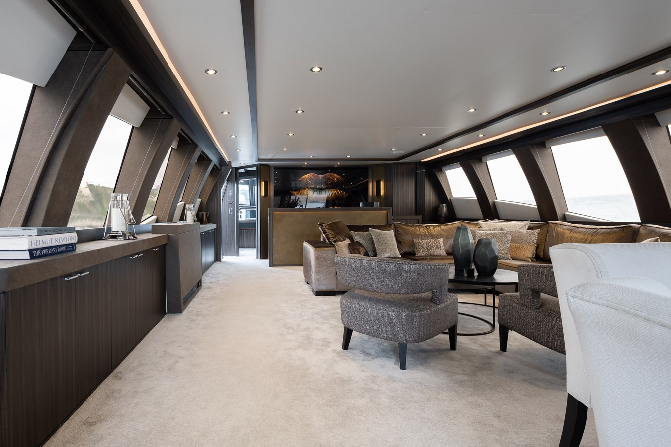 https://arconyachts.ams3.digitaloceanspaces.com/65188/conversions/large_4747821-optimize.jpg