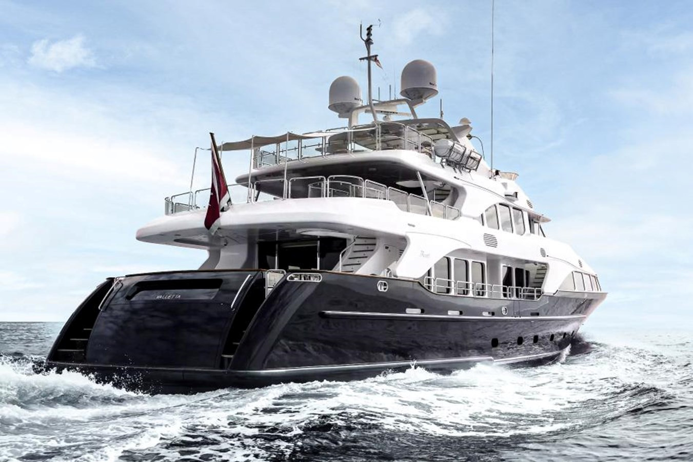 https://arconyachts.ams3.digitaloceanspaces.com/65238/conversions/large_4770521-optimize.jpg