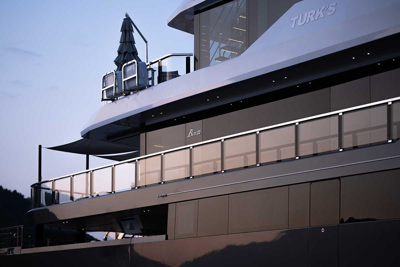 https://arconyachts.ams3.digitaloceanspaces.com/65286/conversions/large_4722207-optimize.jpg