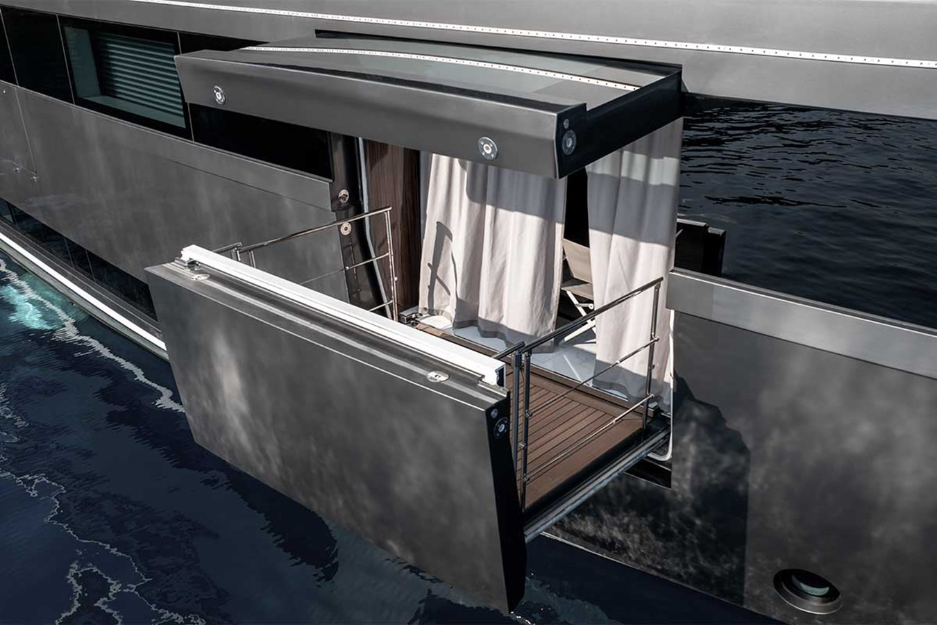 https://arconyachts.ams3.digitaloceanspaces.com/65294/conversions/large_4722040-optimize.jpg