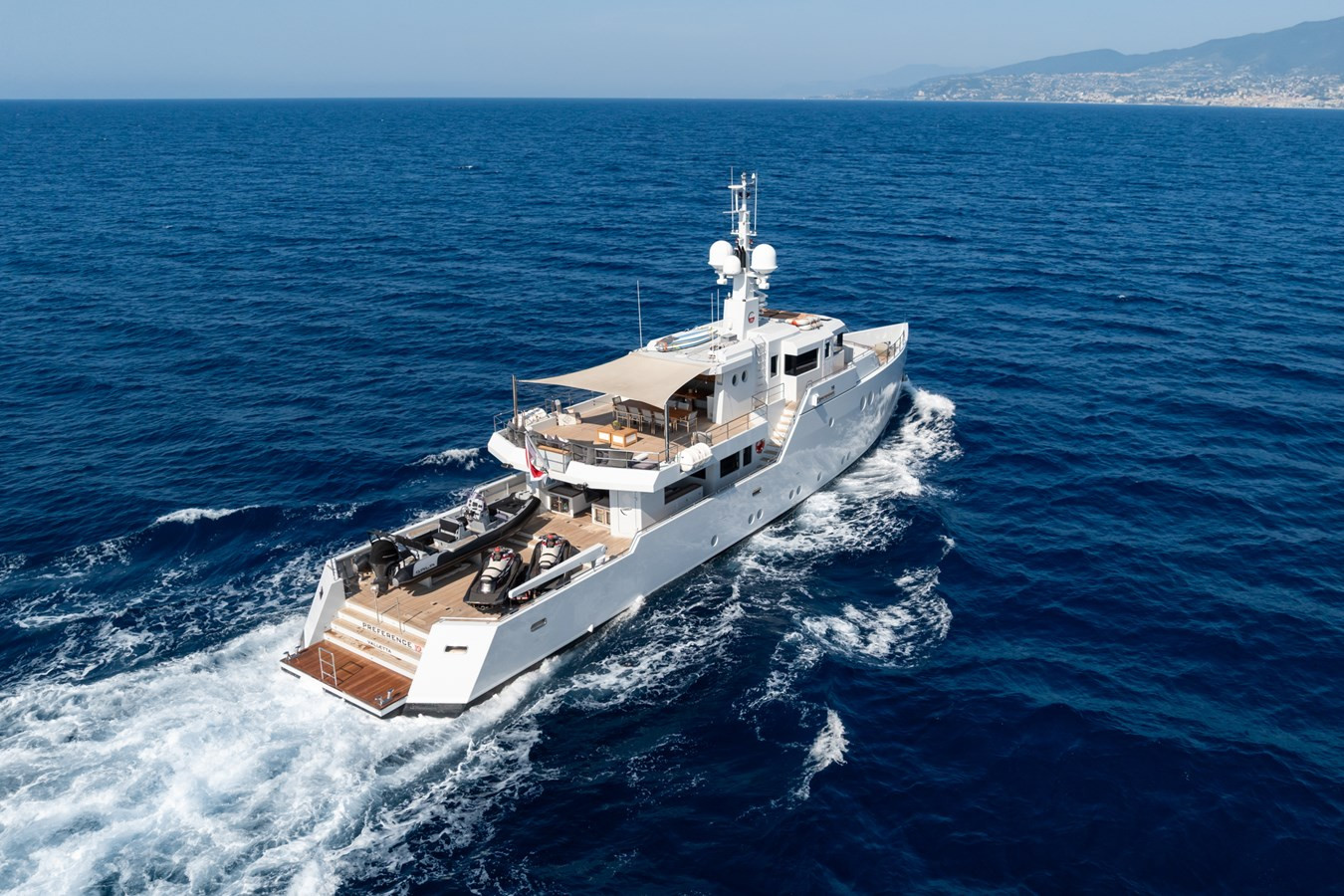 https://arconyachts.ams3.digitaloceanspaces.com/65325/conversions/large_4705308-optimize.jpg