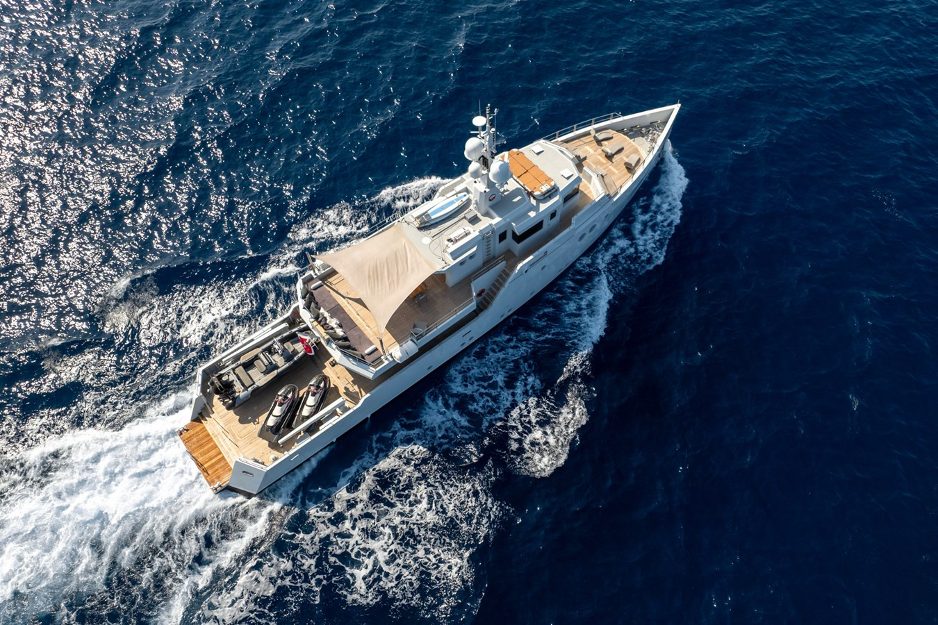 https://arconyachts.ams3.digitaloceanspaces.com/65336/conversions/large_4705304-optimize.jpg