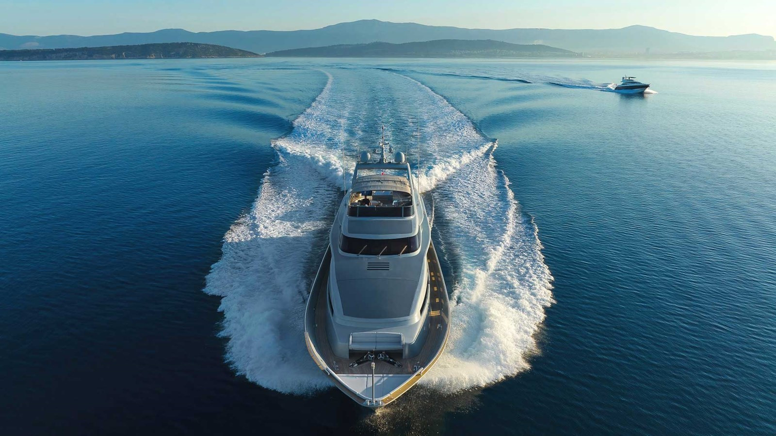 https://arconyachts.ams3.digitaloceanspaces.com/65557/conversions/large_4263799-optimize.jpg