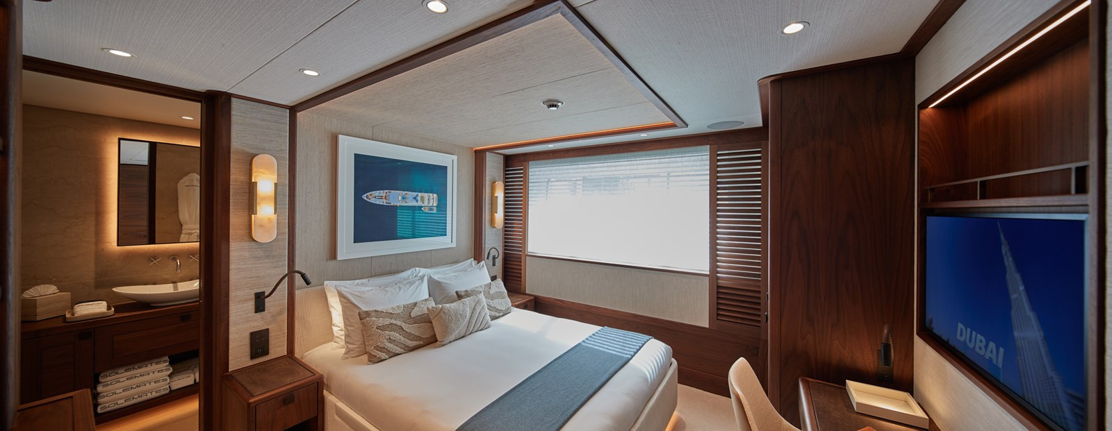 https://arconyachts.ams3.digitaloceanspaces.com/65741/conversions/large_4388093-optimize.jpg