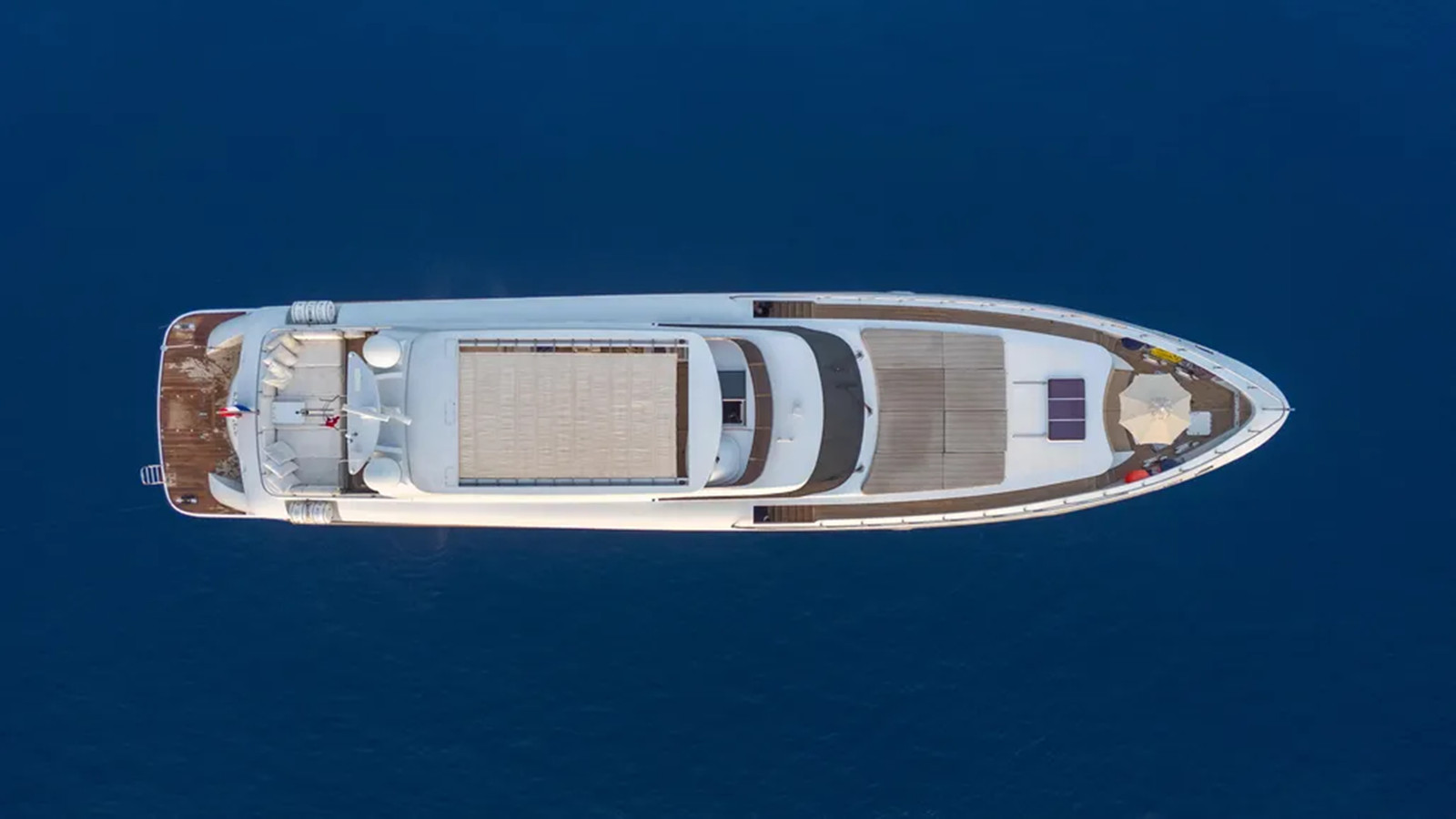 https://arconyachts.ams3.digitaloceanspaces.com/66016/conversions/large_4682691-optimize.jpg