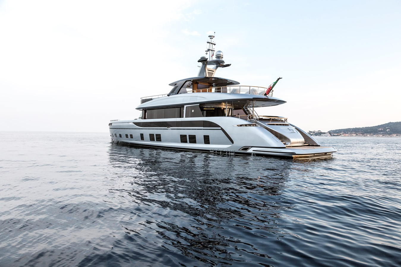 https://arconyachts.ams3.digitaloceanspaces.com/66051/conversions/large_3417246-optimize.jpg