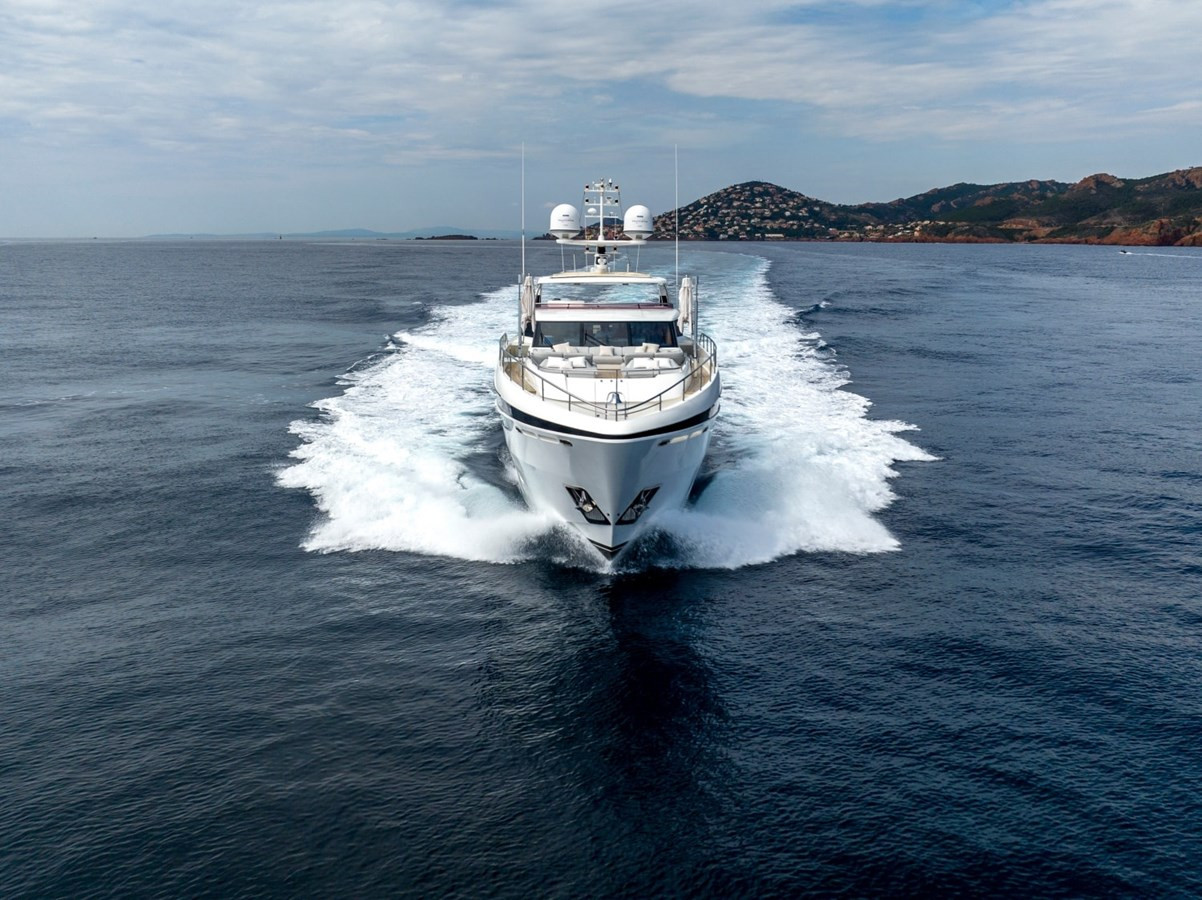 https://arconyachts.ams3.digitaloceanspaces.com/66313/conversions/large_4627270-optimize.jpg
