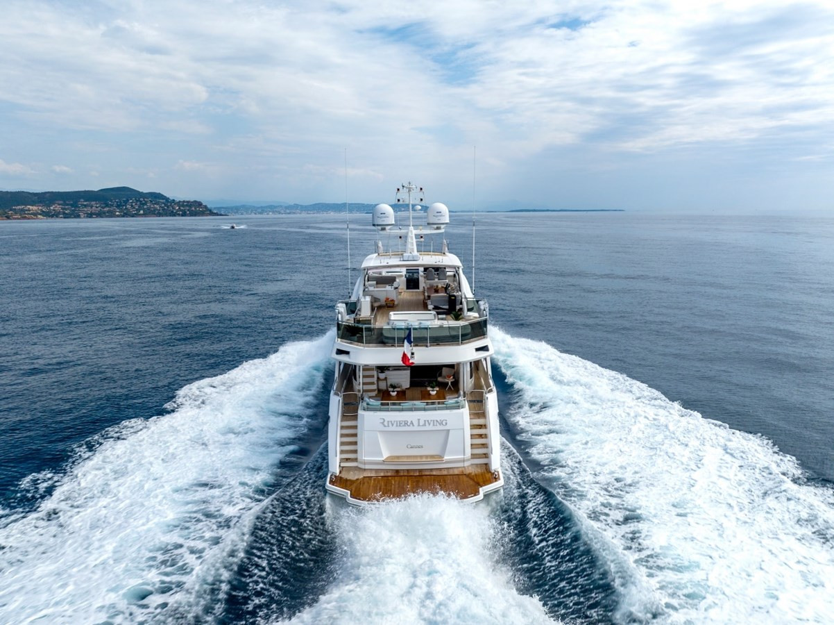 https://arconyachts.ams3.digitaloceanspaces.com/66315/conversions/large_4627271-optimize.jpg