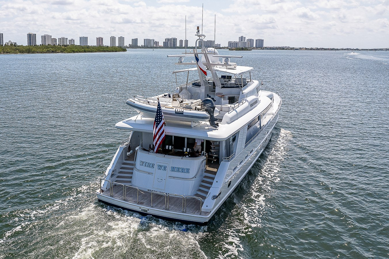 https://arconyachts.ams3.digitaloceanspaces.com/66513/conversions/large_4137505-optimize.jpg