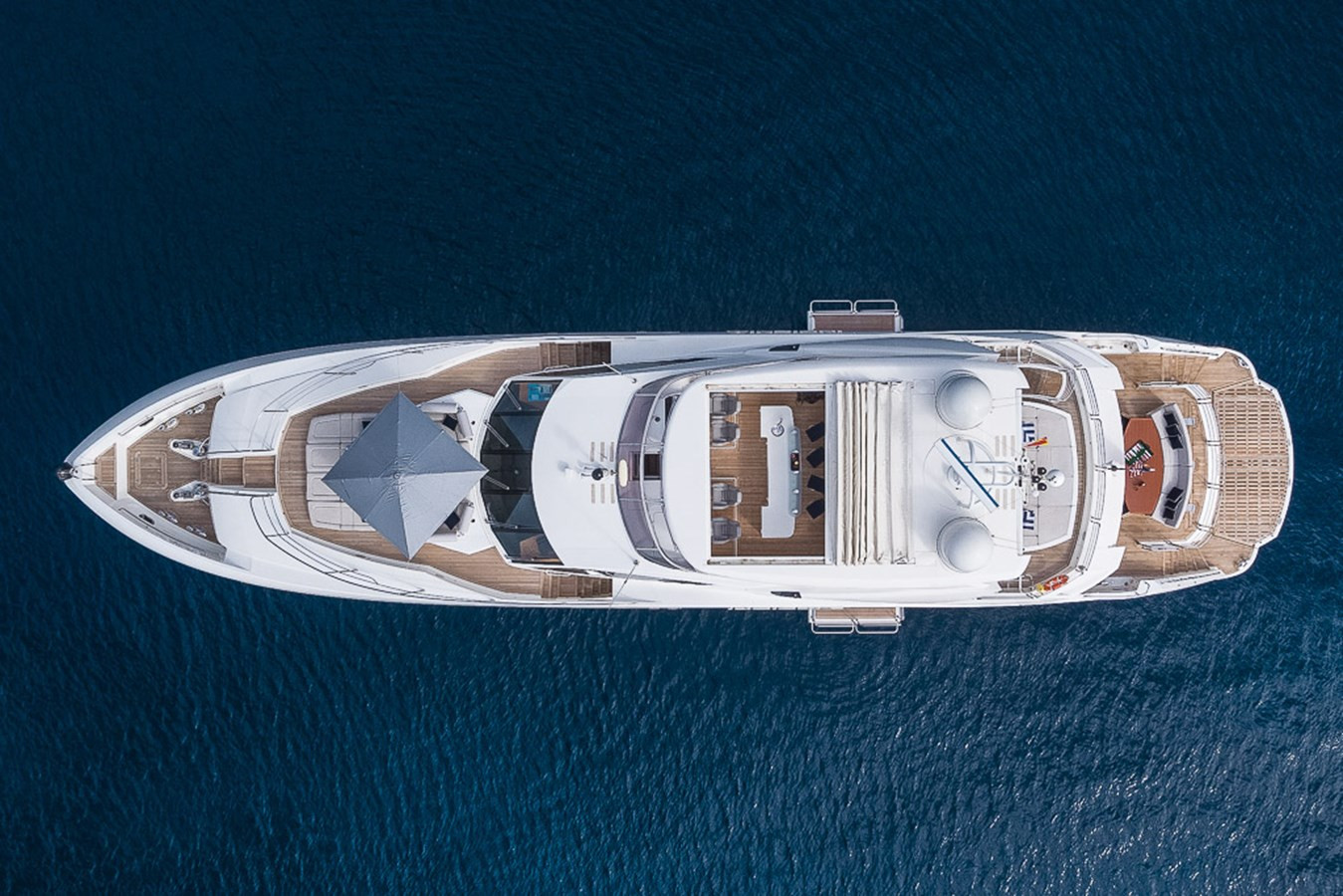 https://arconyachts.ams3.digitaloceanspaces.com/66566/conversions/large_3523986-optimize.jpg
