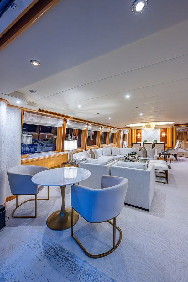 https://arconyachts.ams3.digitaloceanspaces.com/66574/conversions/large_4137525-optimize.jpg