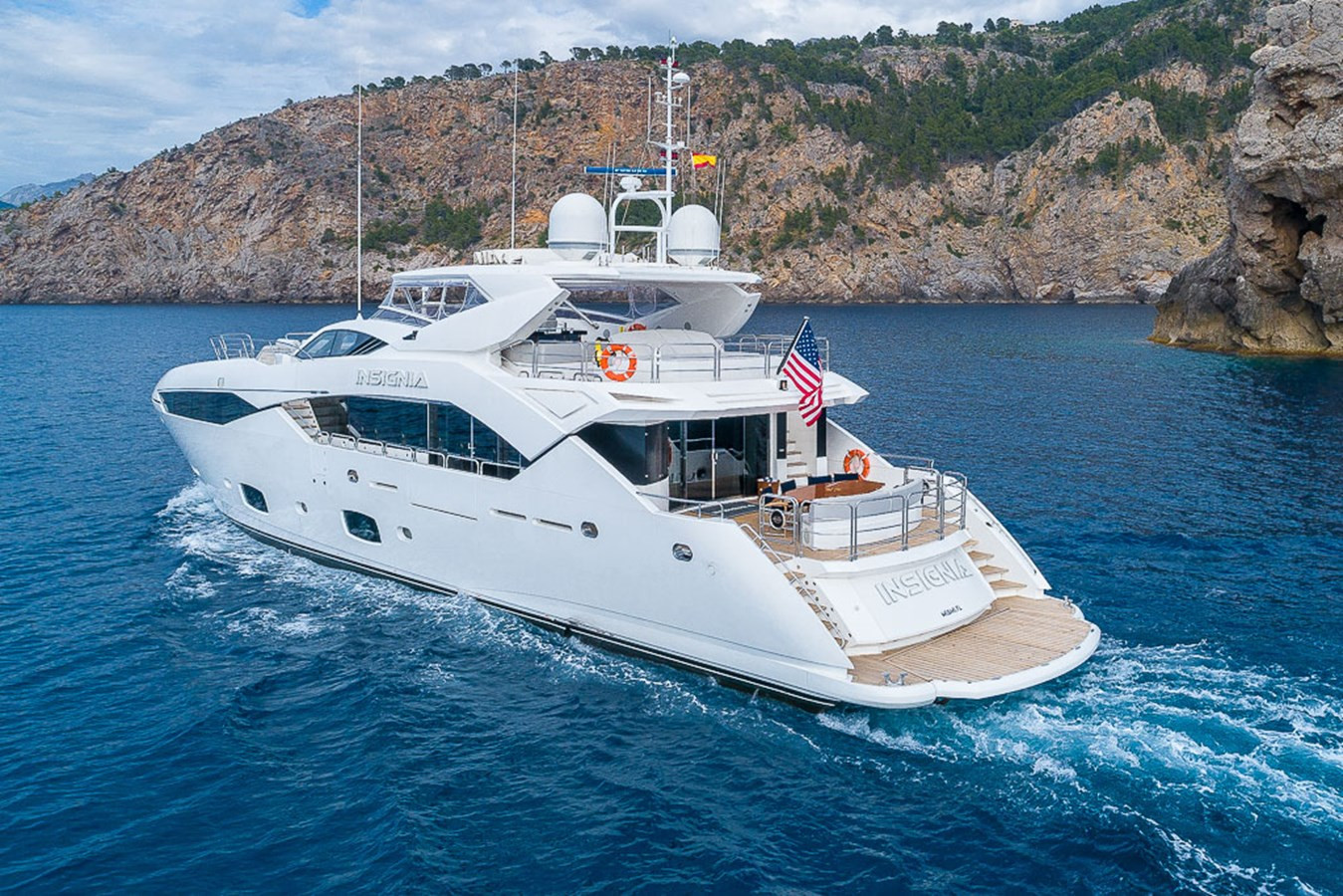 https://arconyachts.ams3.digitaloceanspaces.com/66580/conversions/large_3523991-optimize.jpg