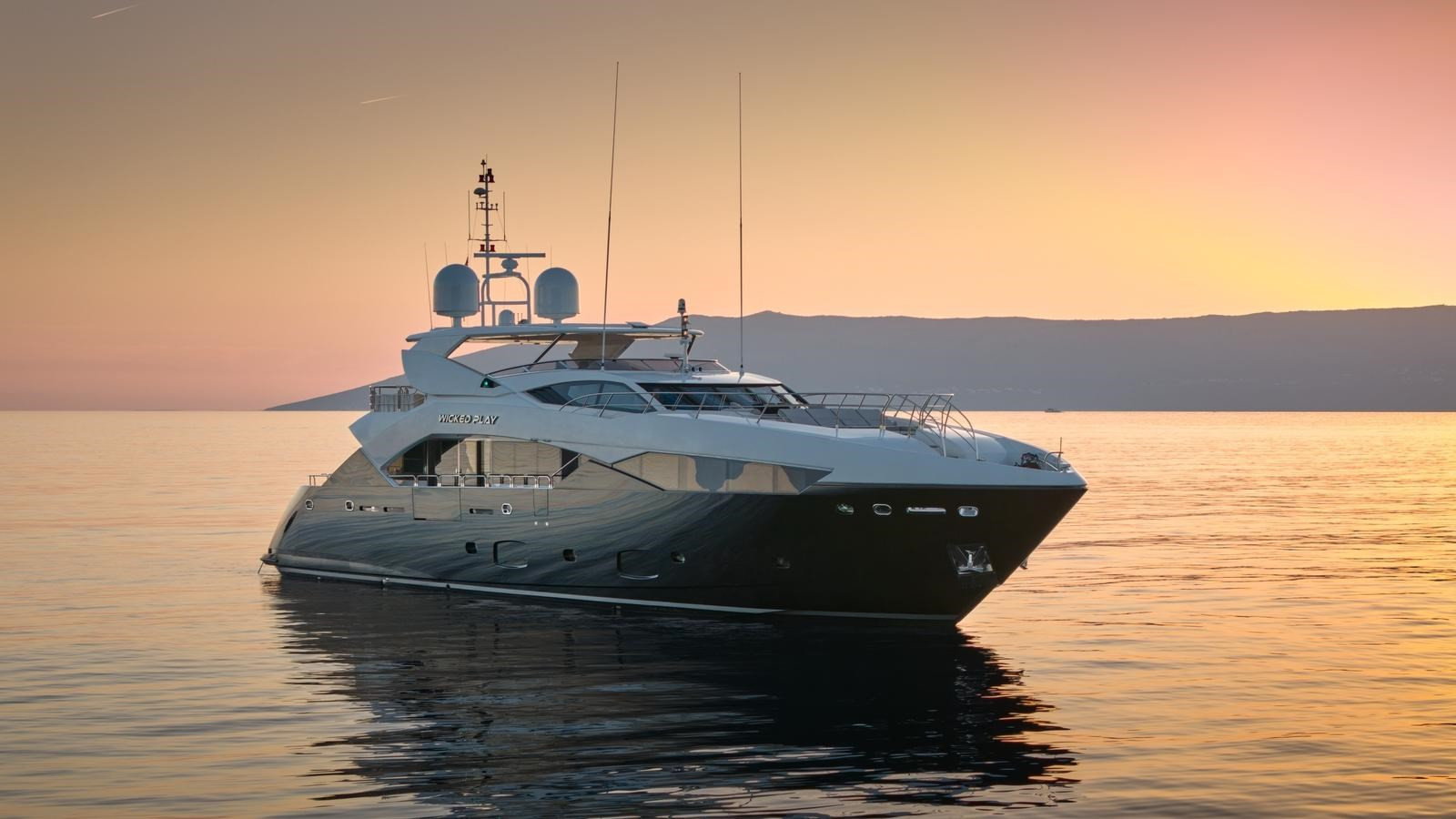 https://arconyachts.ams3.digitaloceanspaces.com/66606/conversions/large_4437553-optimize.jpg
