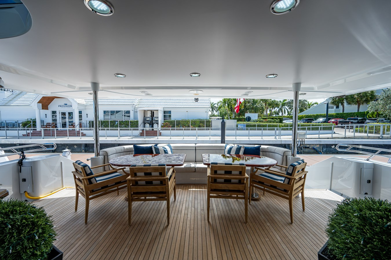 https://arconyachts.ams3.digitaloceanspaces.com/66607/conversions/large_4188039-optimize.jpg