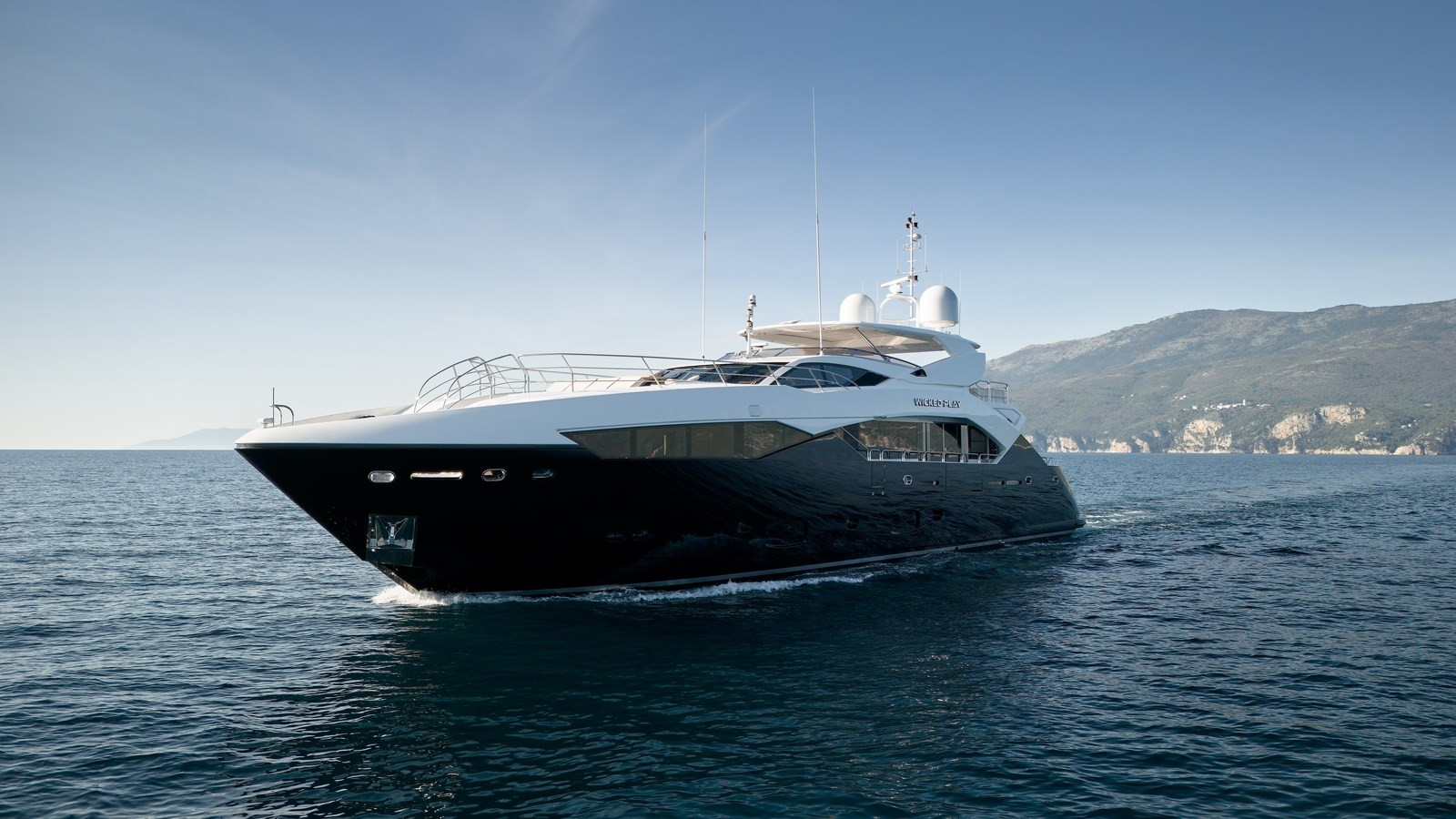 https://arconyachts.ams3.digitaloceanspaces.com/66627/conversions/large_4437551-optimize.jpg