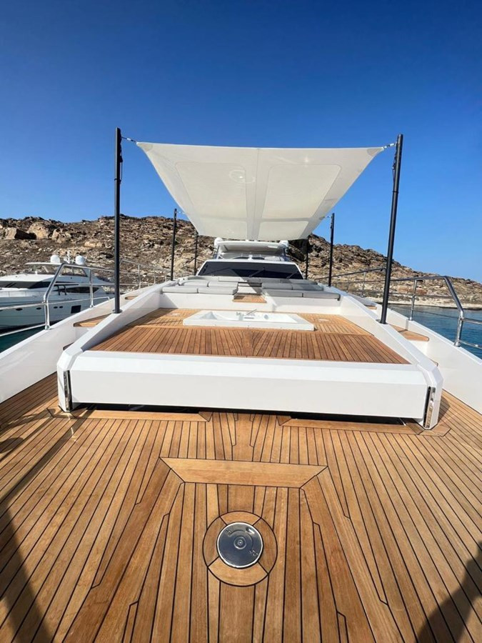 https://arconyachts.ams3.digitaloceanspaces.com/66822/conversions/large_4075466-optimize.jpg