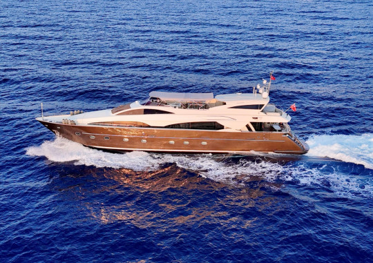 RIVA 115