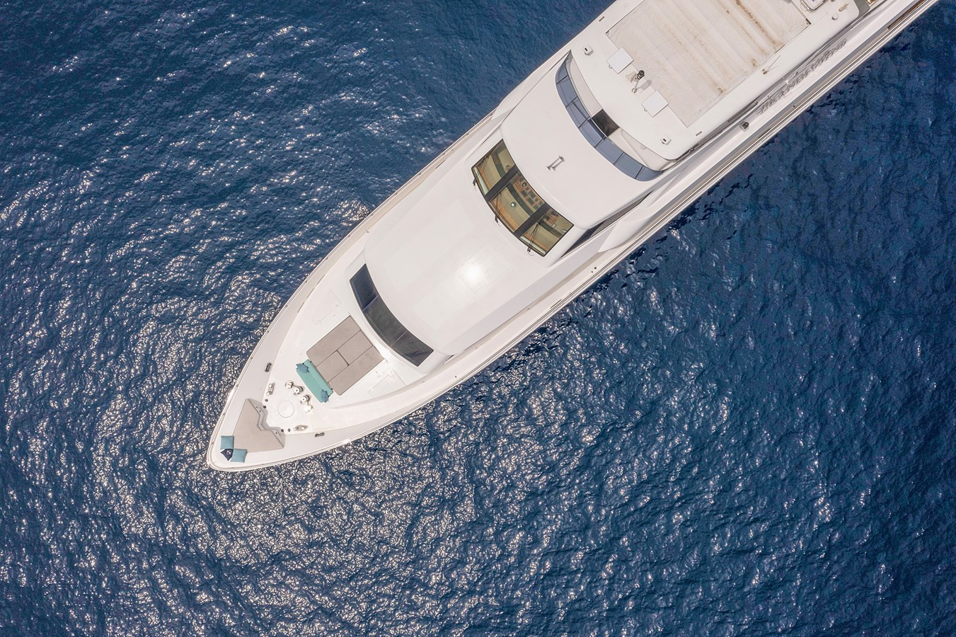https://arconyachts.ams3.digitaloceanspaces.com/67174/conversions/large_4801014-optimize.jpg