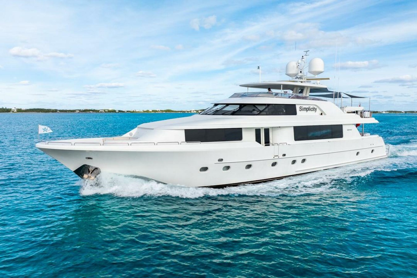 https://arconyachts.ams3.digitaloceanspaces.com/67318/conversions/large_4642402-optimize.jpg