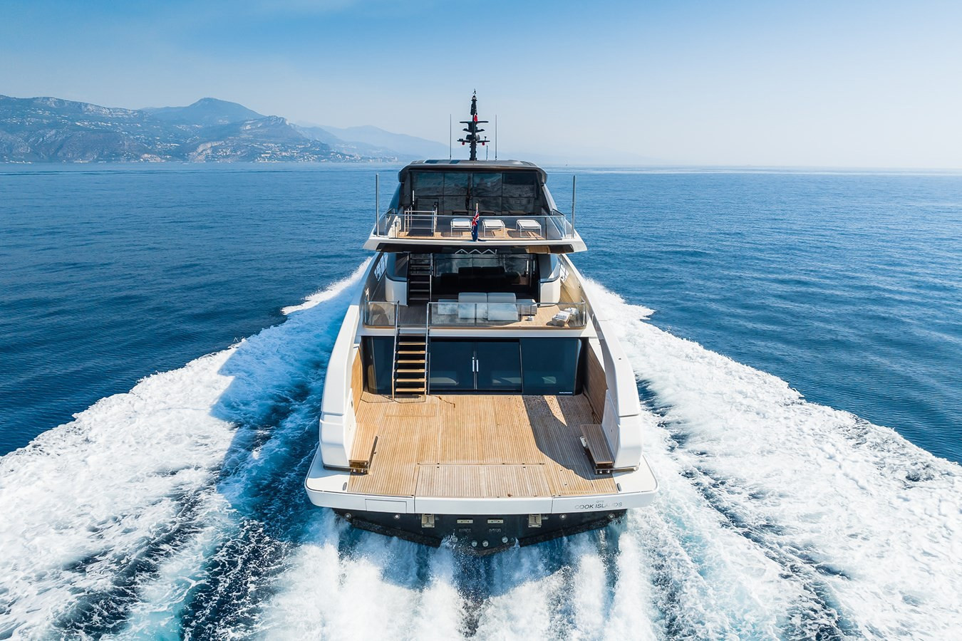 https://arconyachts.ams3.digitaloceanspaces.com/67358/conversions/large_4290064-optimize.jpg