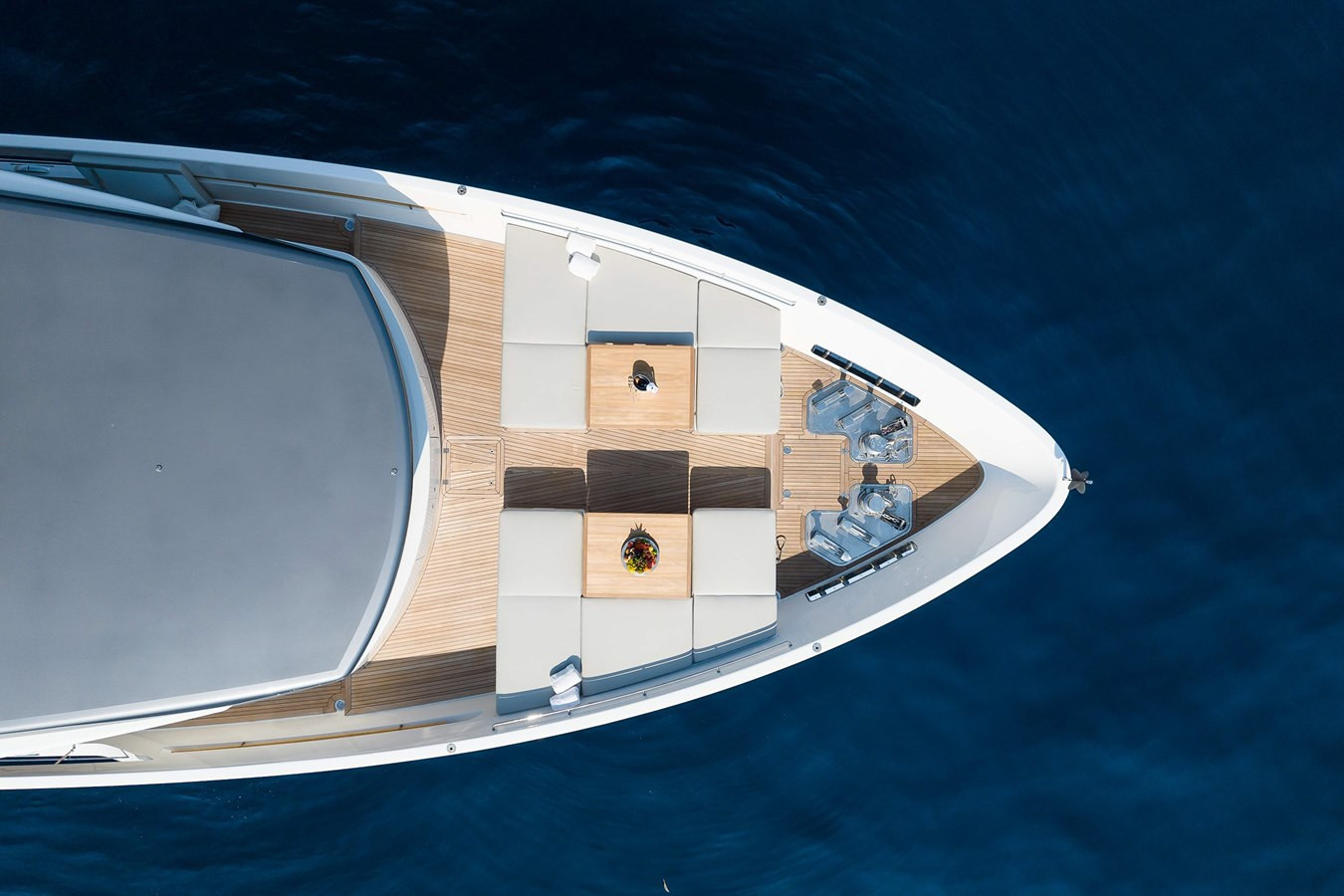 https://arconyachts.ams3.digitaloceanspaces.com/67377/conversions/large_4290085-optimize.jpg