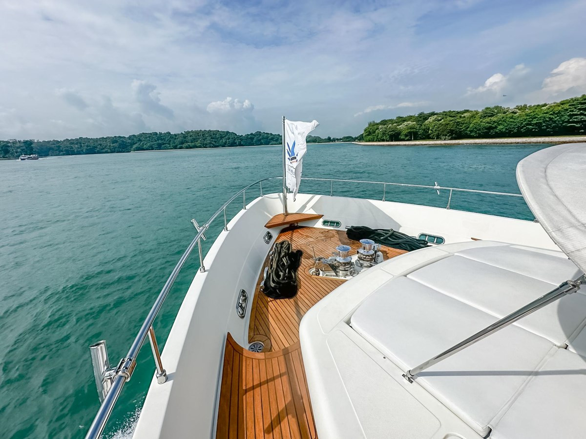 https://arconyachts.ams3.digitaloceanspaces.com/67832/conversions/large_4705774-optimize.jpg