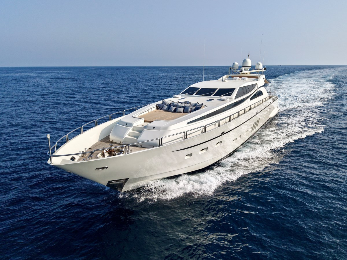 https://arconyachts.ams3.digitaloceanspaces.com/68040/conversions/large_4696158-optimize.jpg