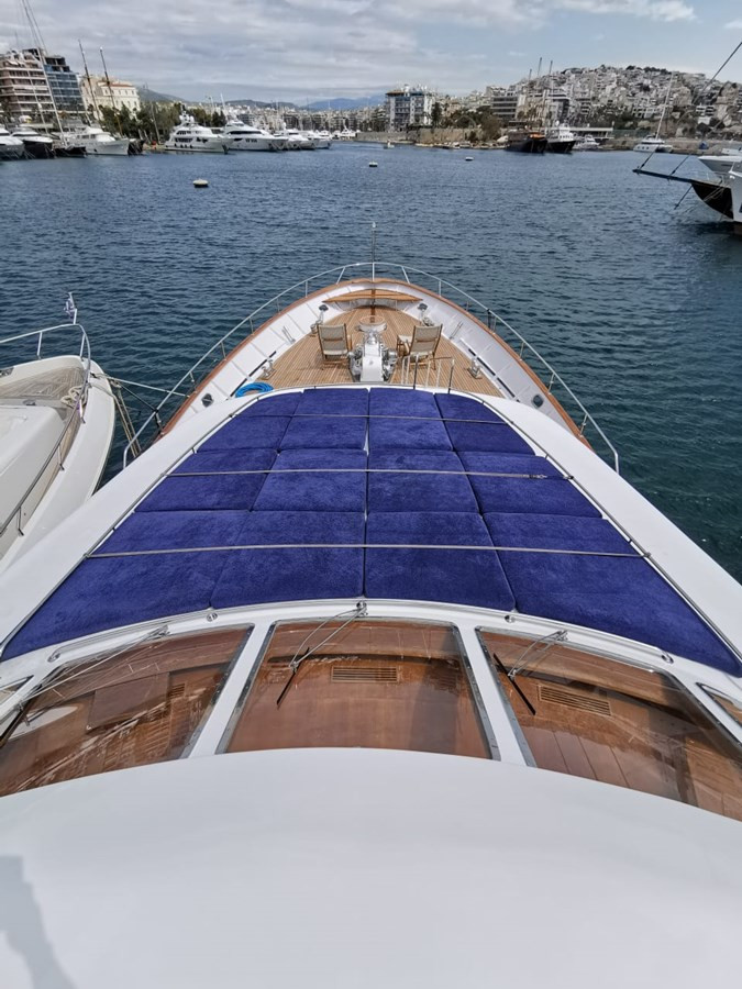 https://arconyachts.ams3.digitaloceanspaces.com/68123/conversions/large_2985642-optimize.jpg