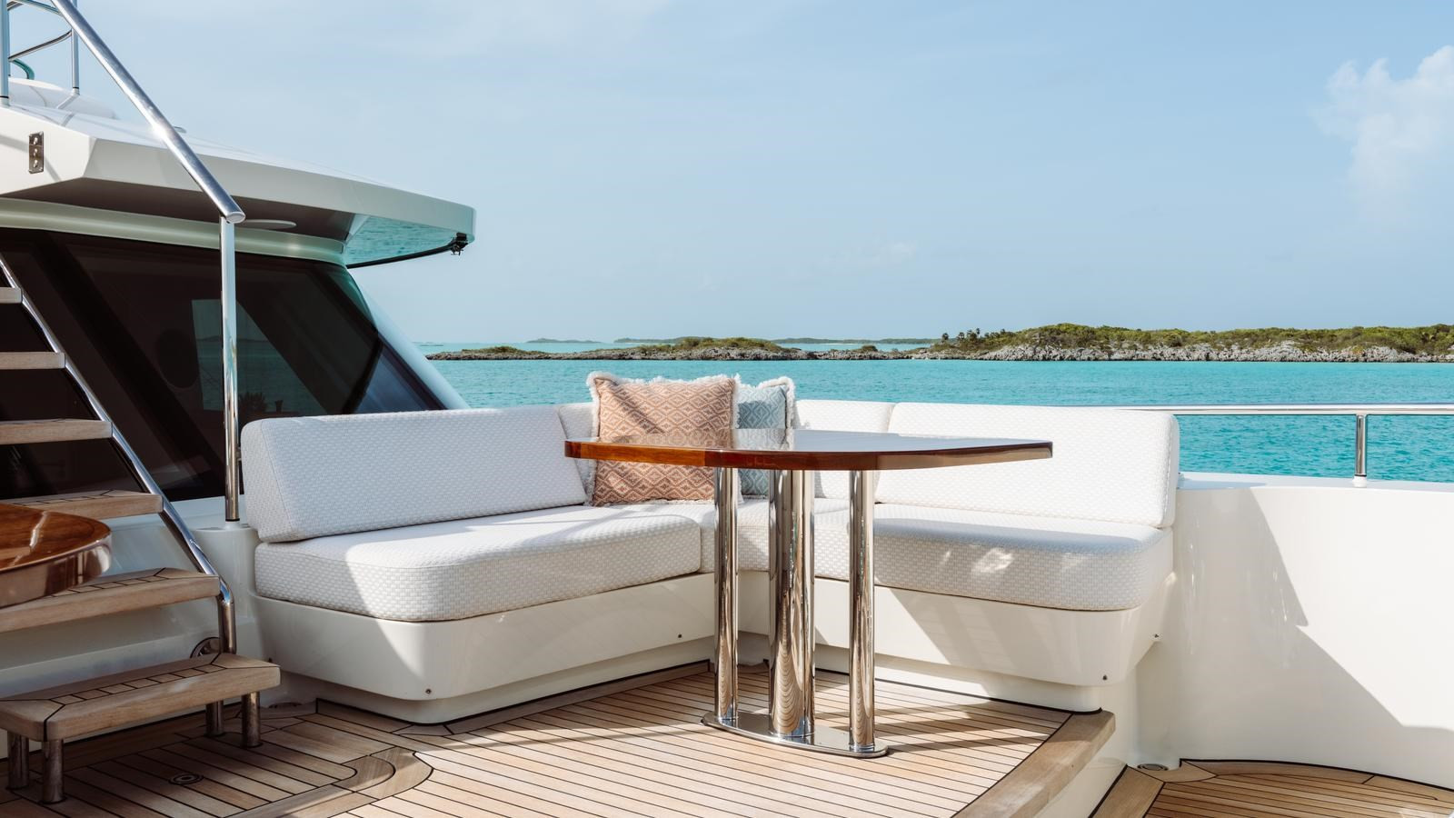 https://arconyachts.ams3.digitaloceanspaces.com/68158/conversions/large_4759024-optimize.jpg