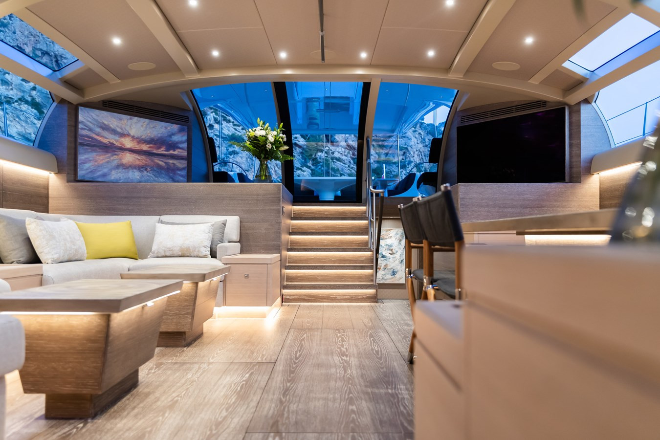 https://arconyachts.ams3.digitaloceanspaces.com/68243/conversions/large_4854030-optimize.jpg
