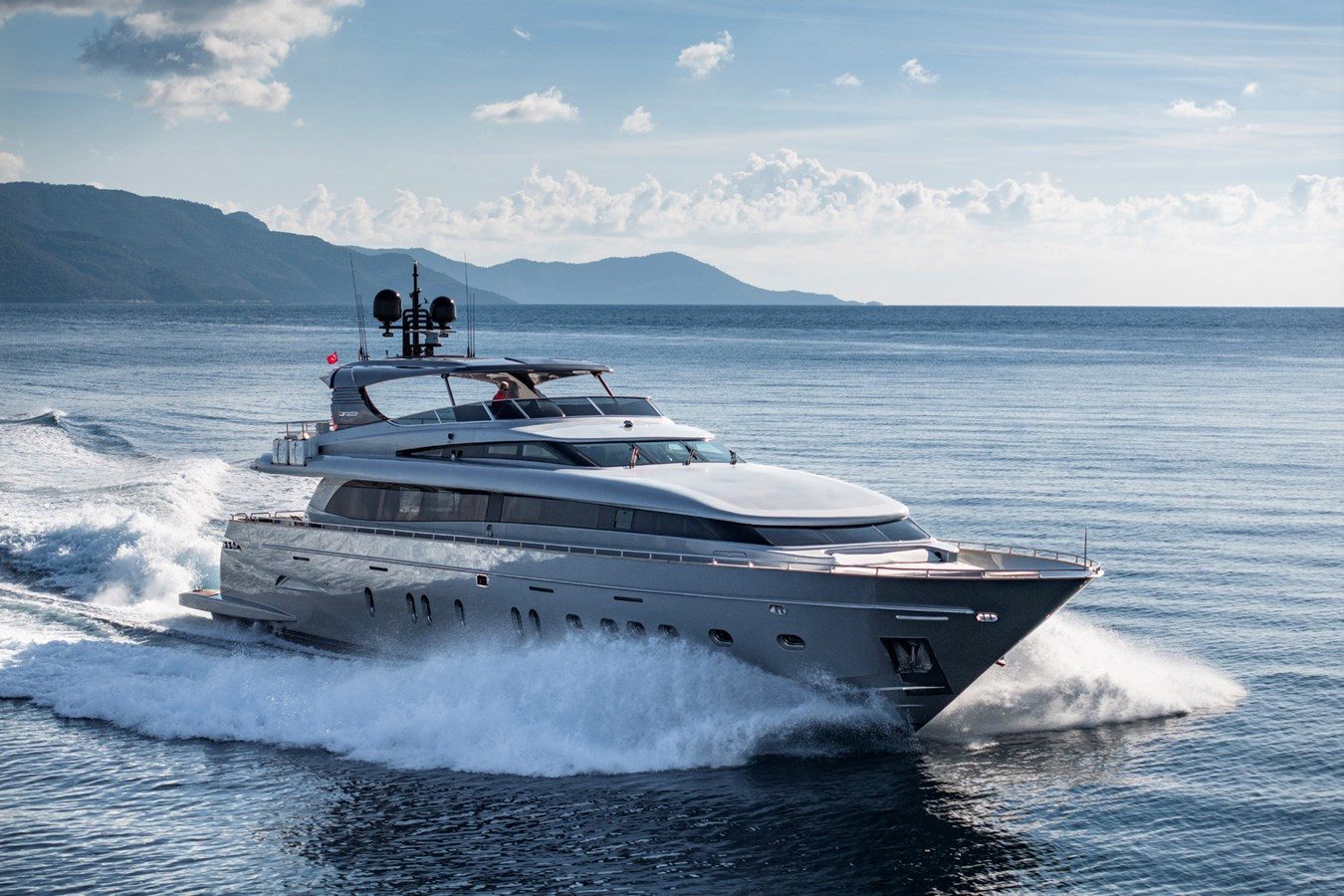 https://arconyachts.ams3.digitaloceanspaces.com/68295/conversions/large_4799468-optimize.jpg