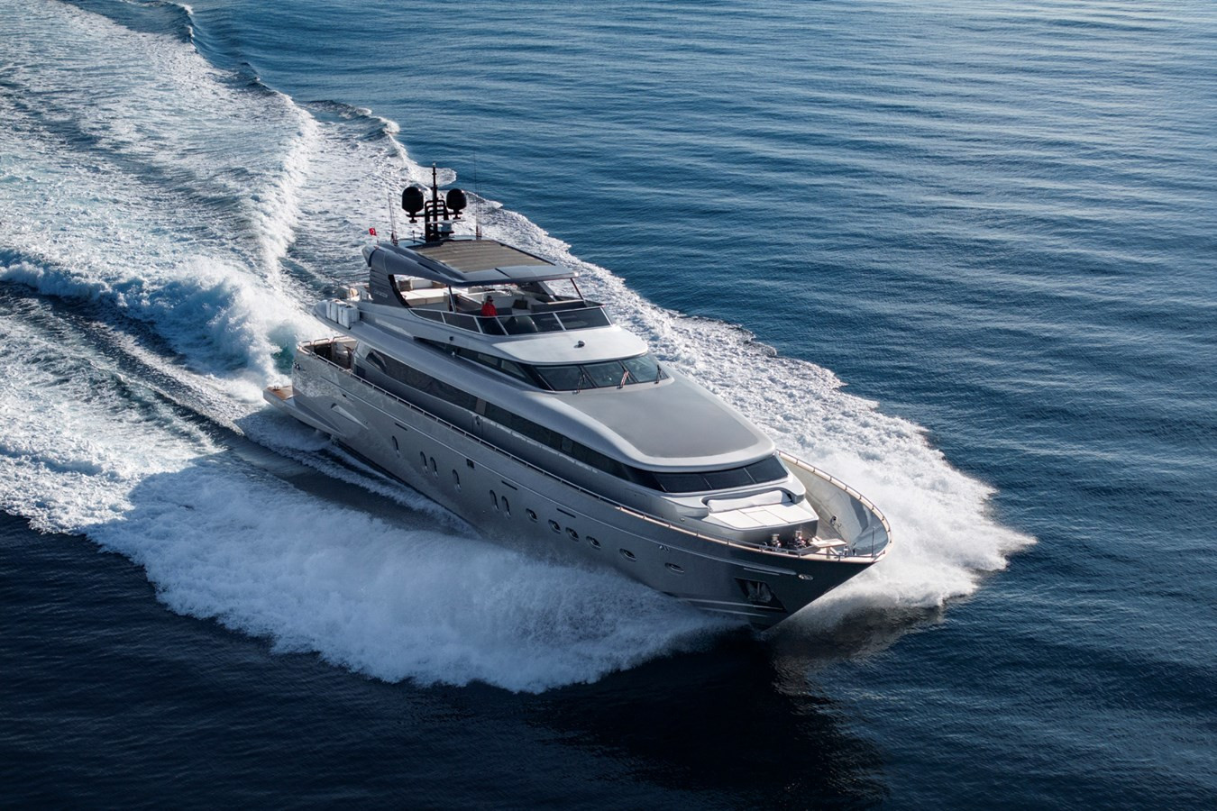 https://arconyachts.ams3.digitaloceanspaces.com/68305/conversions/large_4799471-optimize.jpg