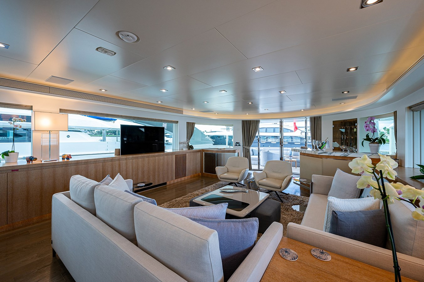 https://arconyachts.ams3.digitaloceanspaces.com/68459/conversions/large_4542180-optimize.jpg