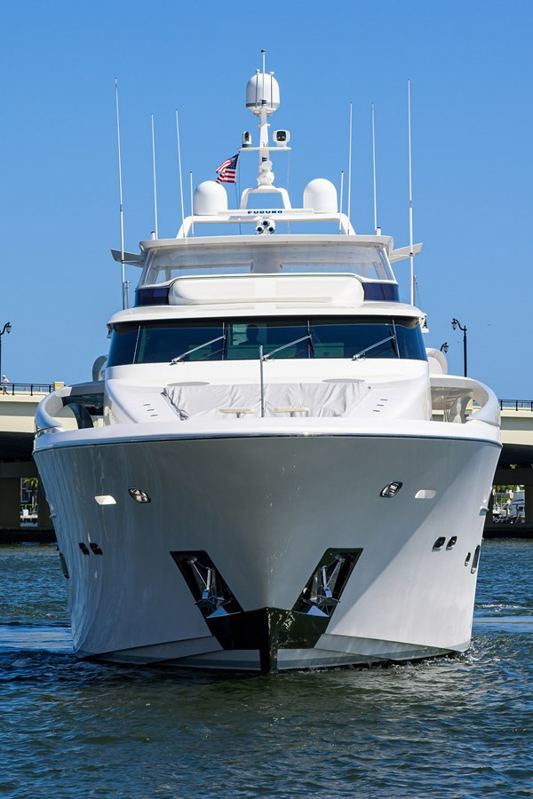 https://arconyachts.ams3.digitaloceanspaces.com/68622/conversions/large_4542238-optimize.jpg