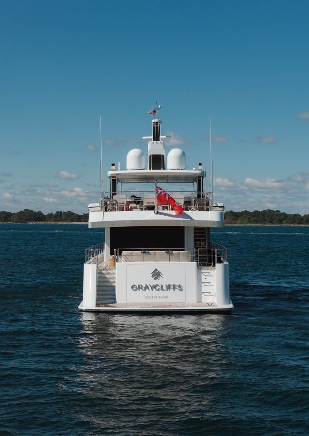 https://arconyachts.ams3.digitaloceanspaces.com/68638/conversions/large_4845263-optimize.jpg