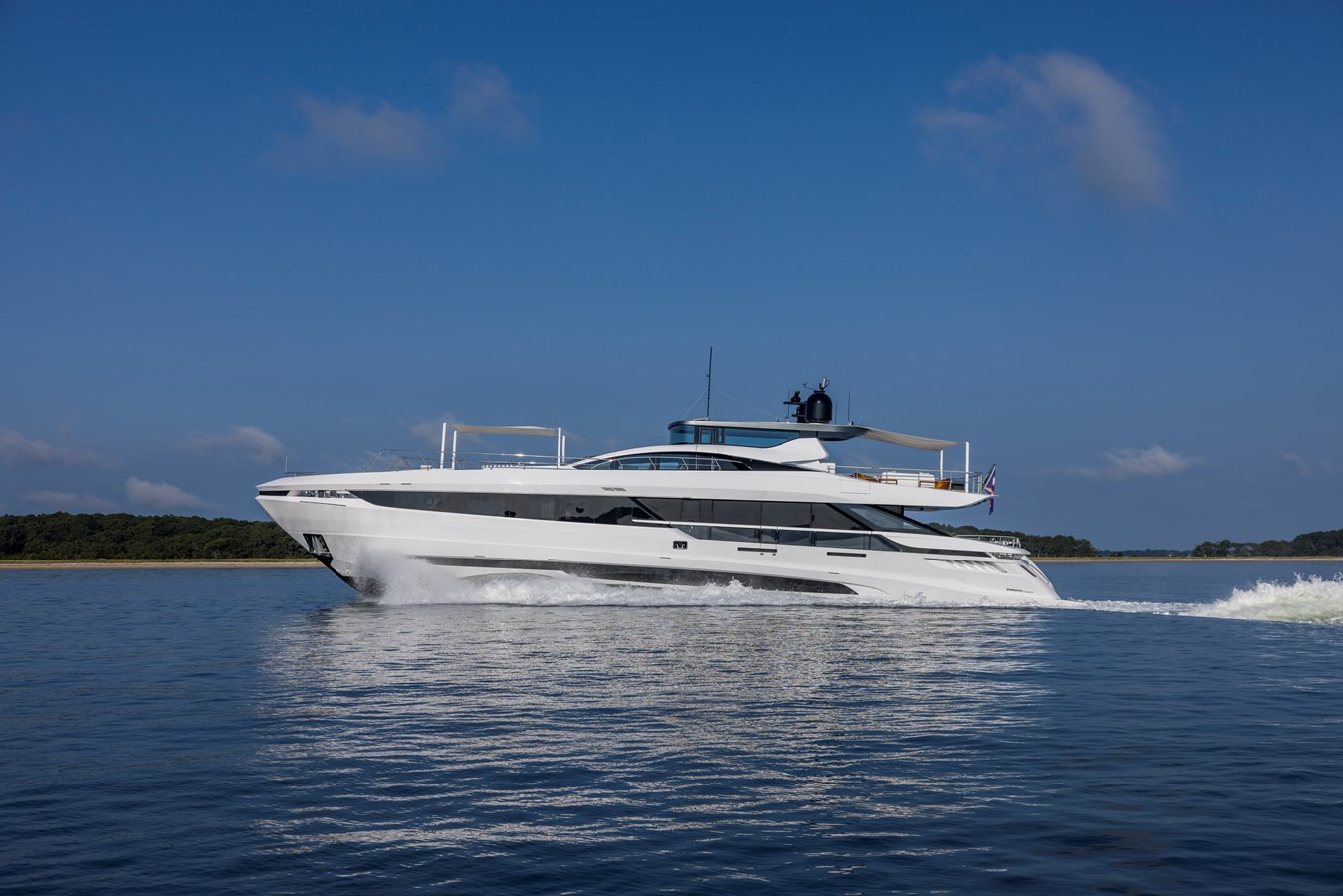 https://arconyachts.ams3.digitaloceanspaces.com/68687/conversions/large_4622306-optimize.jpg