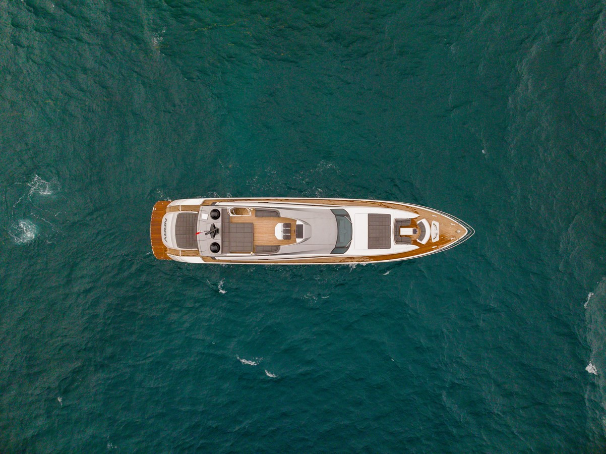https://arconyachts.ams3.digitaloceanspaces.com/68734/conversions/large_4557285-optimize.jpg