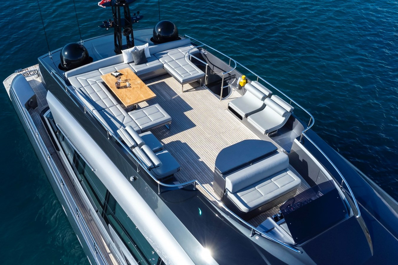 https://arconyachts.ams3.digitaloceanspaces.com/68771/conversions/large_4719721-optimize.jpg