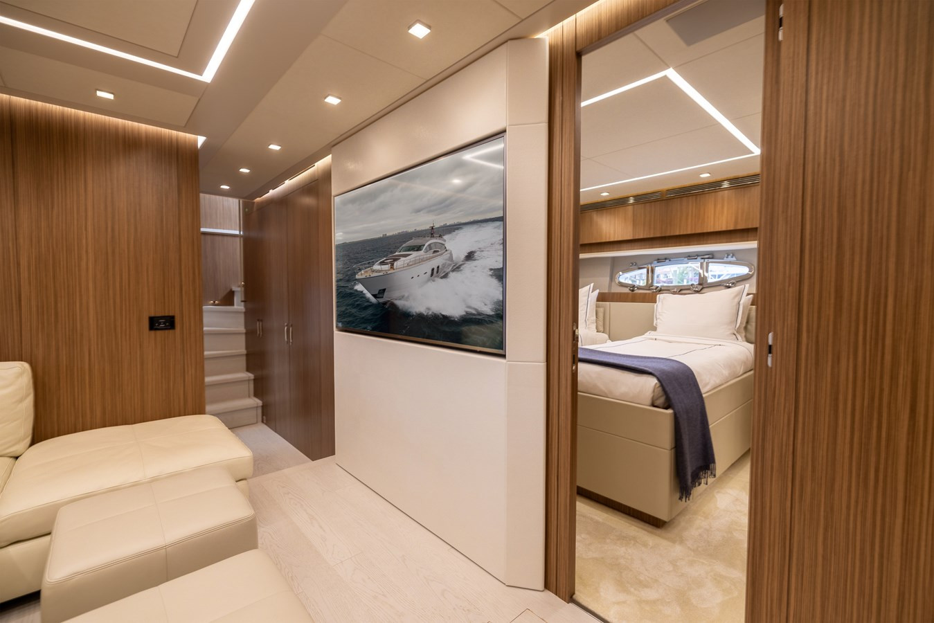 https://arconyachts.ams3.digitaloceanspaces.com/68778/conversions/large_4557321-optimize.jpg