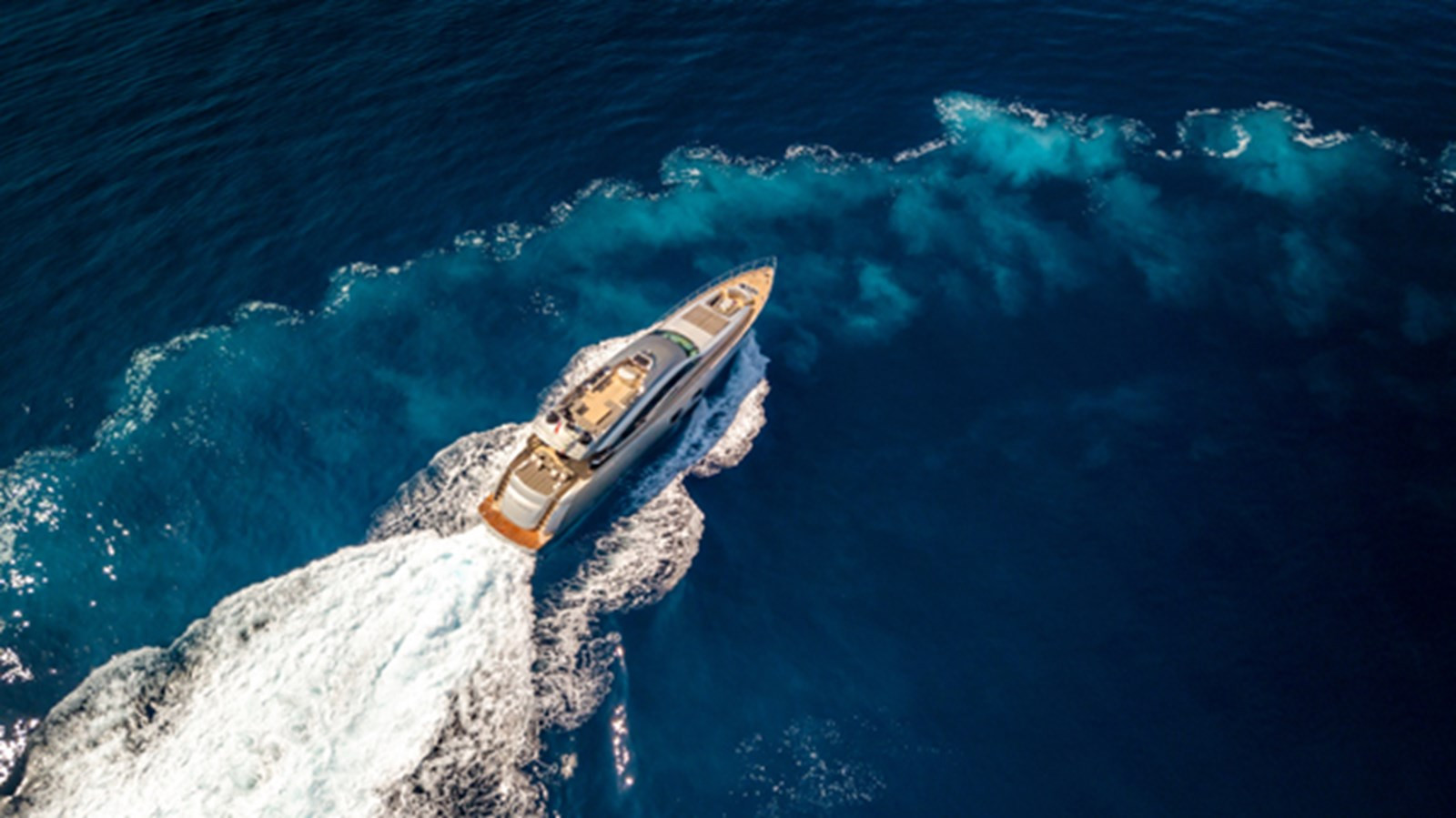 https://arconyachts.ams3.digitaloceanspaces.com/68876/conversions/large_3304633-optimize.jpg