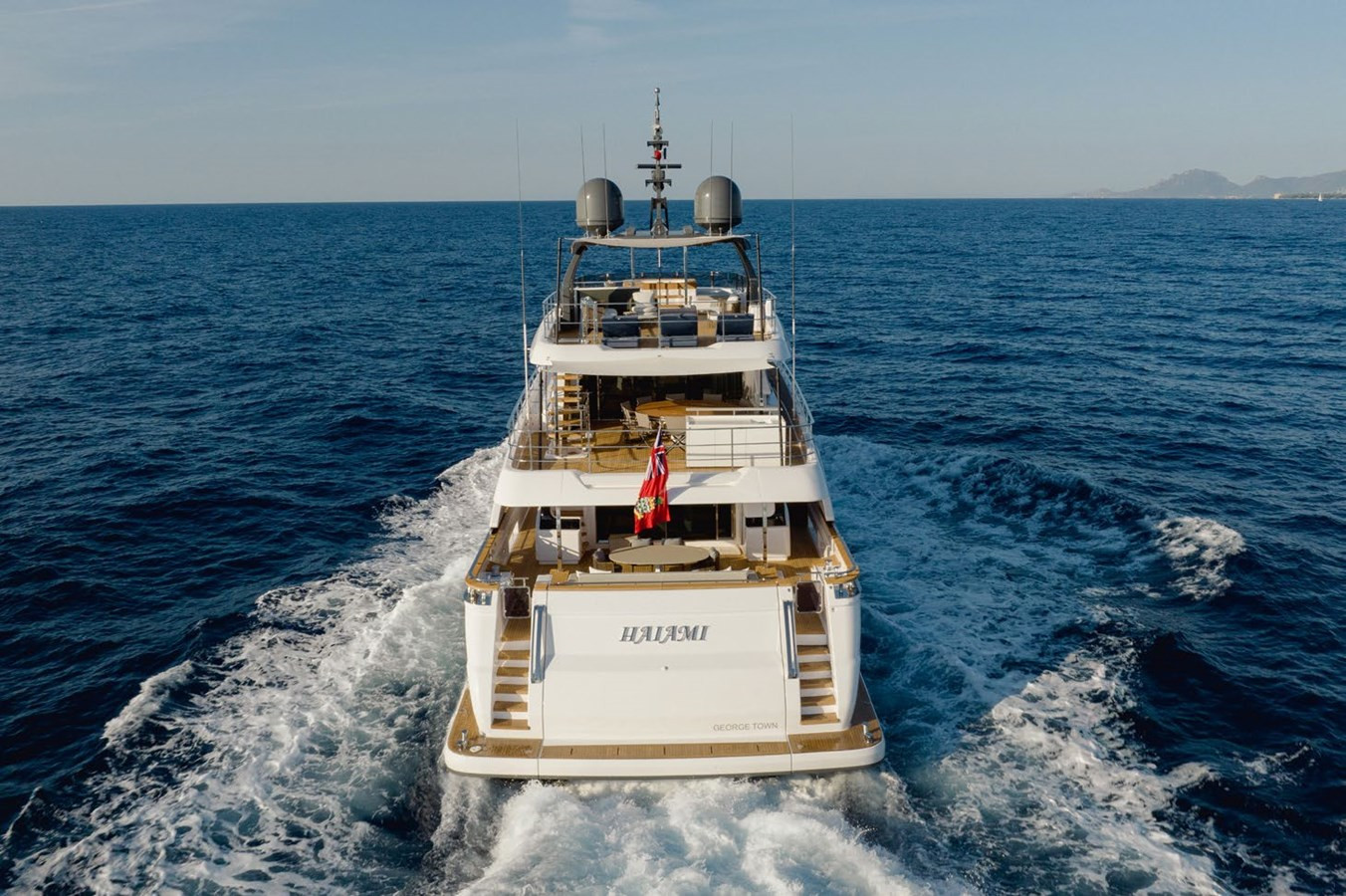 https://arconyachts.ams3.digitaloceanspaces.com/68951/conversions/large_4471157-optimize.jpg