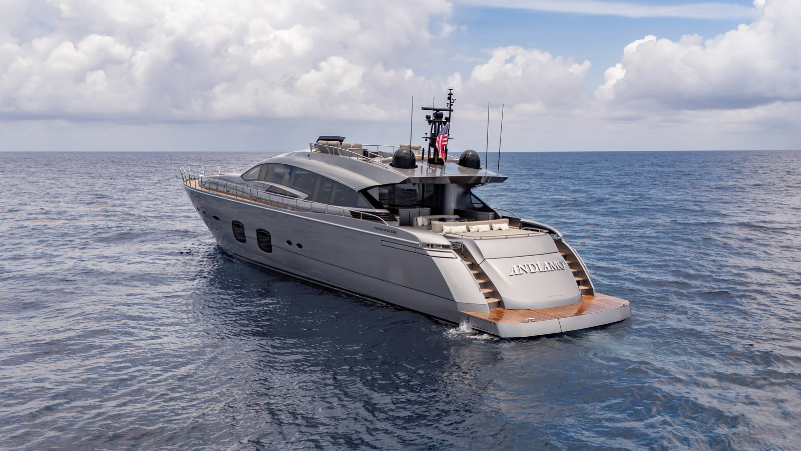 https://arconyachts.ams3.digitaloceanspaces.com/69501/conversions/large_4695725-optimize.jpg