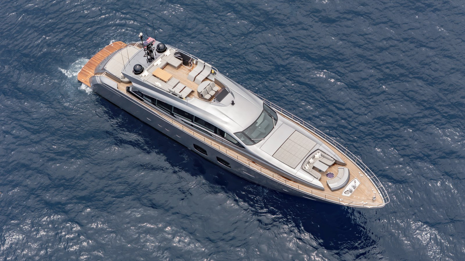 https://arconyachts.ams3.digitaloceanspaces.com/69510/conversions/large_4695731-optimize.jpg