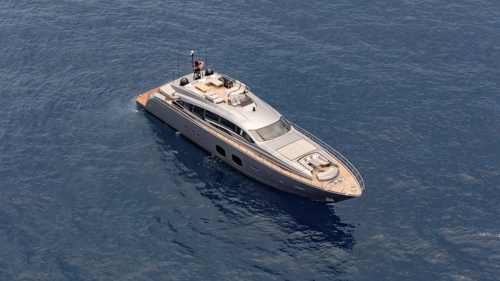 https://arconyachts.ams3.digitaloceanspaces.com/69519/conversions/large_4695733-optimize.jpg