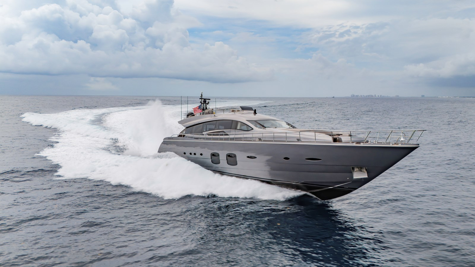 https://arconyachts.ams3.digitaloceanspaces.com/69544/conversions/large_4695743-optimize.jpg
