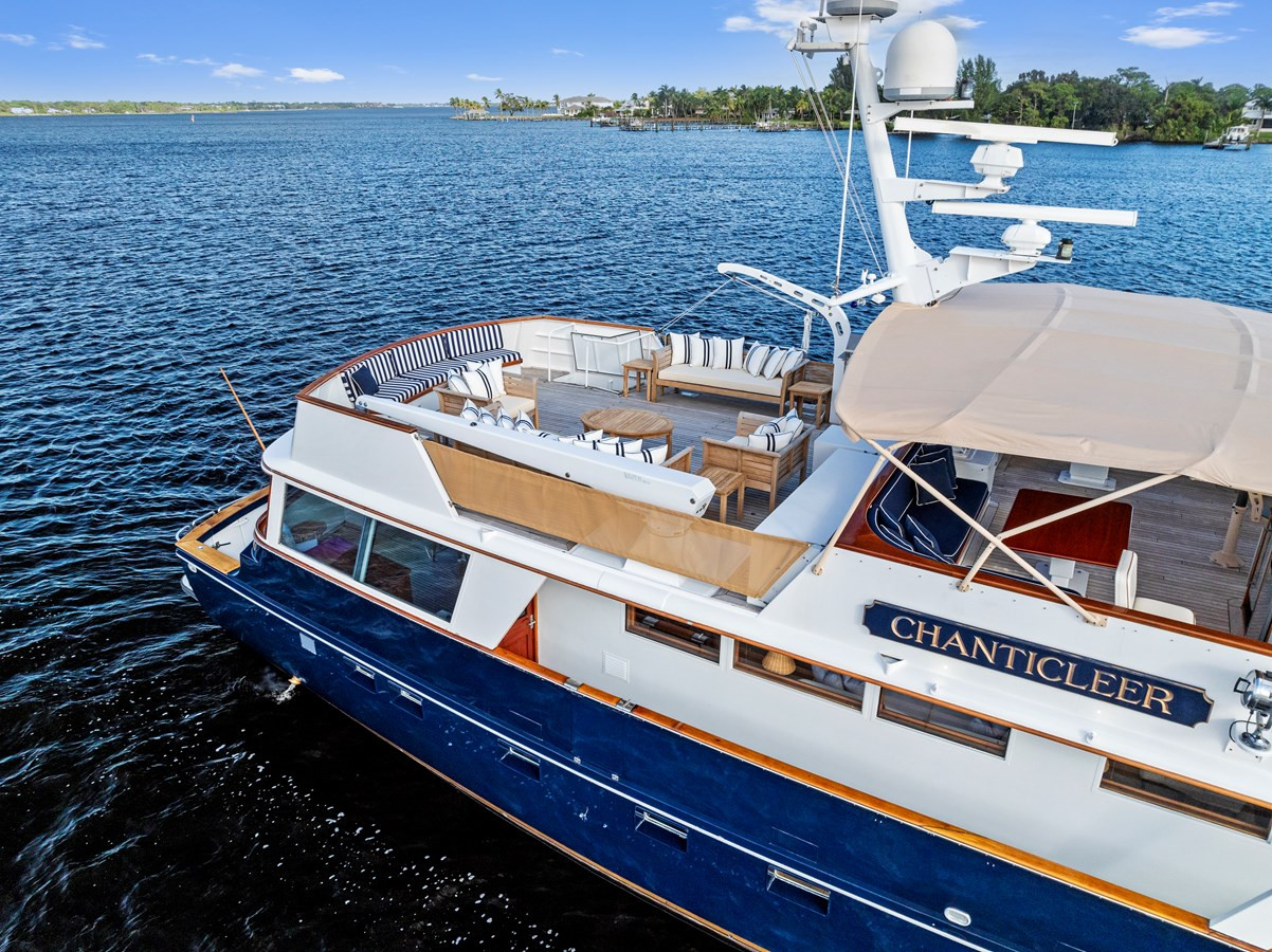 https://arconyachts.ams3.digitaloceanspaces.com/69694/conversions/large_4613943-optimize.jpg