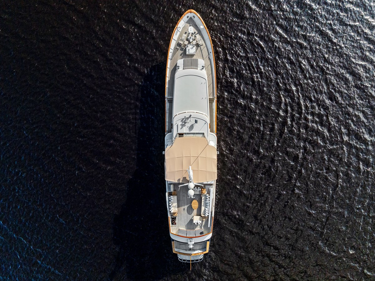 https://arconyachts.ams3.digitaloceanspaces.com/69699/conversions/large_4613945-optimize.jpg